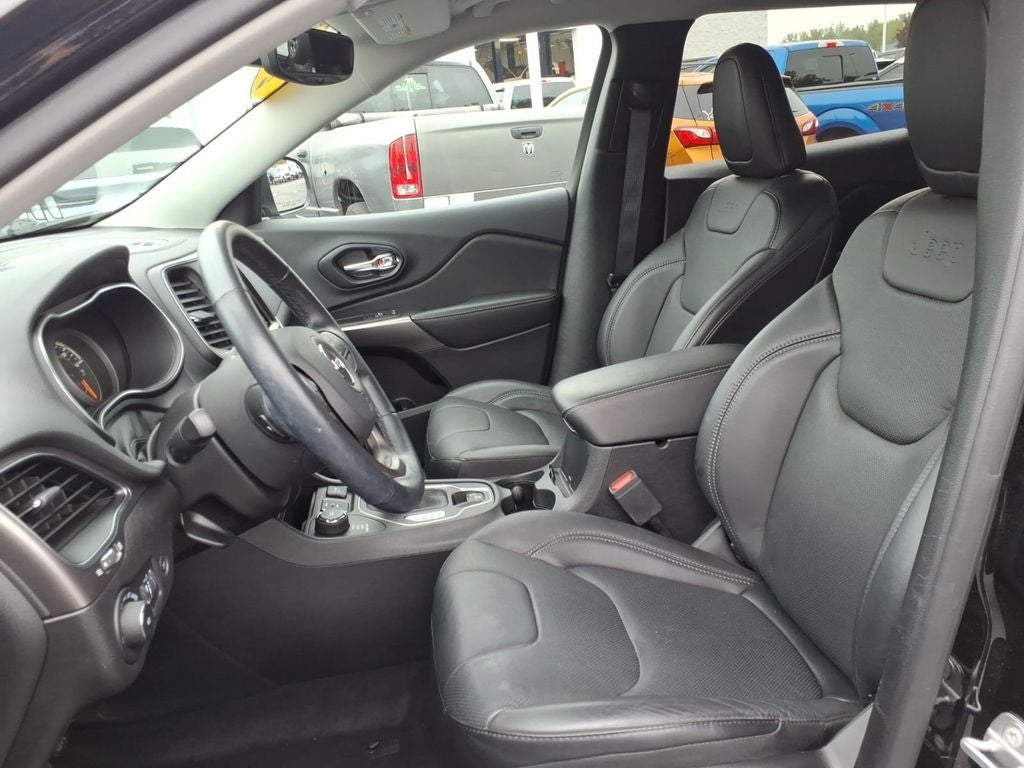 2021 Jeep Cherokee Latitude Lux