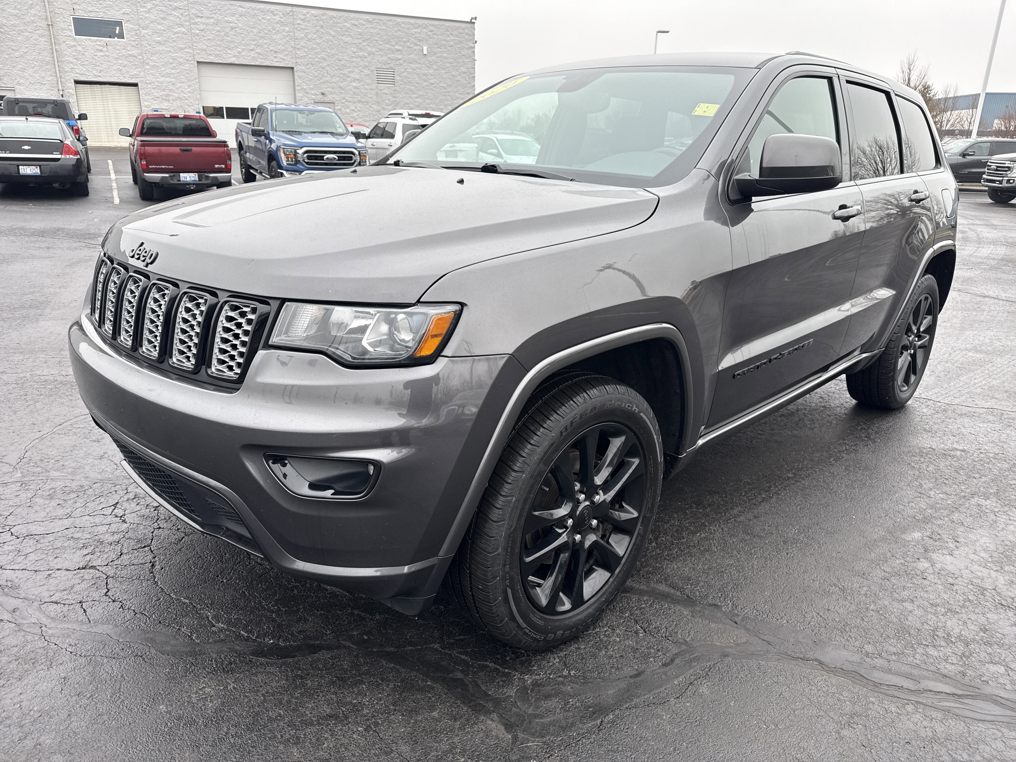 Used 2020 Jeep Grand Cherokee Altitude with VIN 1C4RJFAG4LC209649 for sale in Dundee, MI