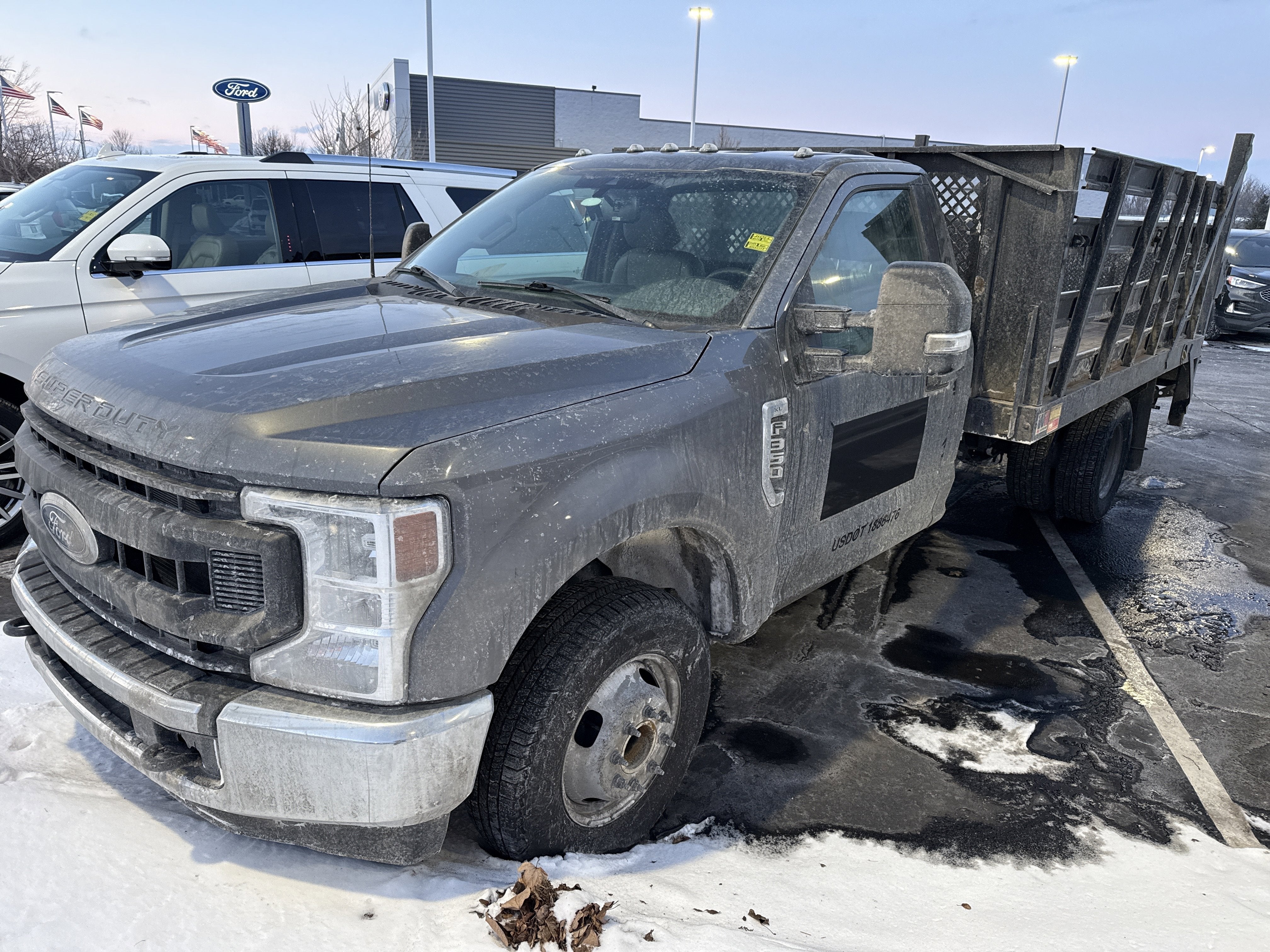 2022 Ford Super Duty F-350 DRW XL