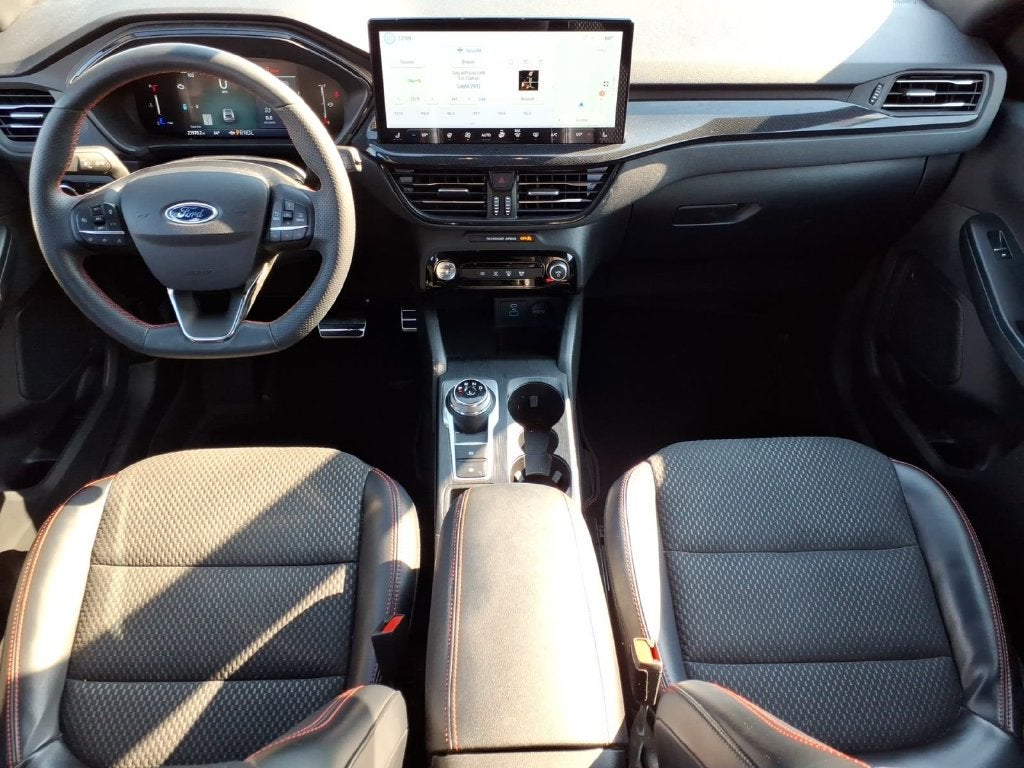 2023 Ford Escape Hybrid ST-Line
