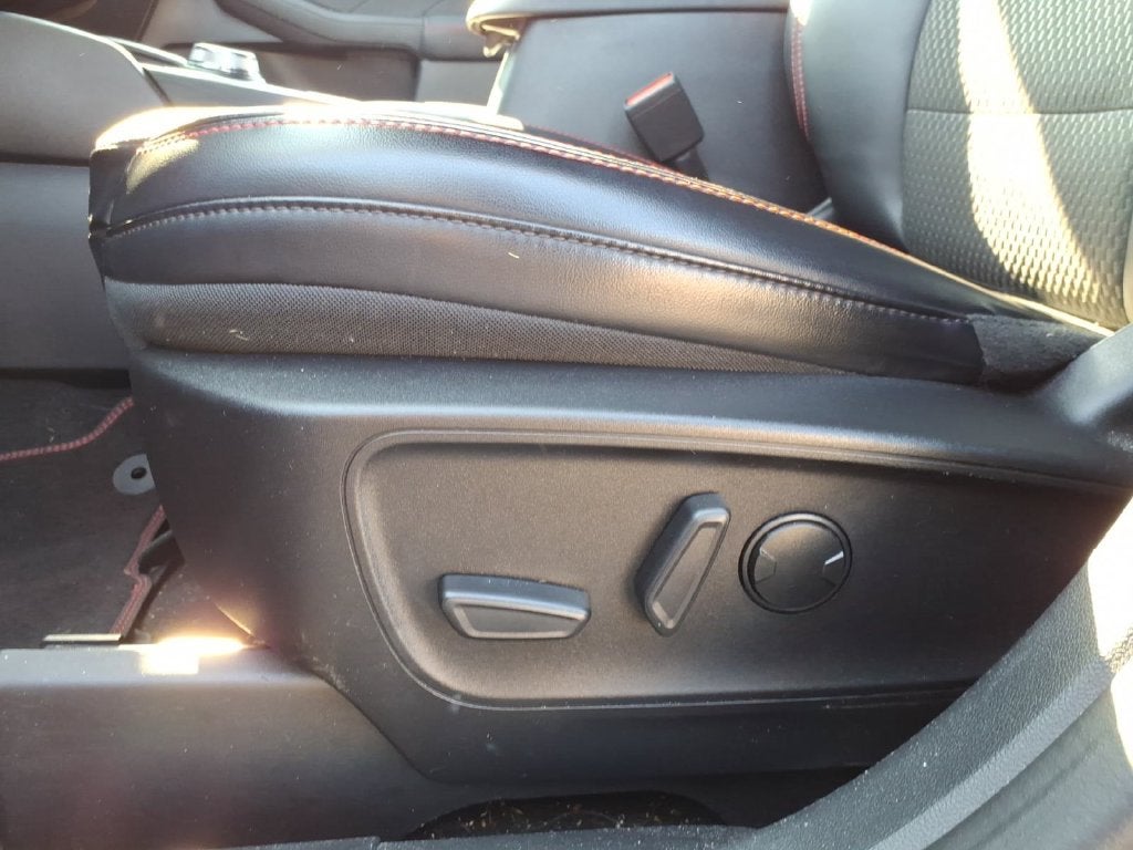2023 Ford Escape Hybrid ST-Line