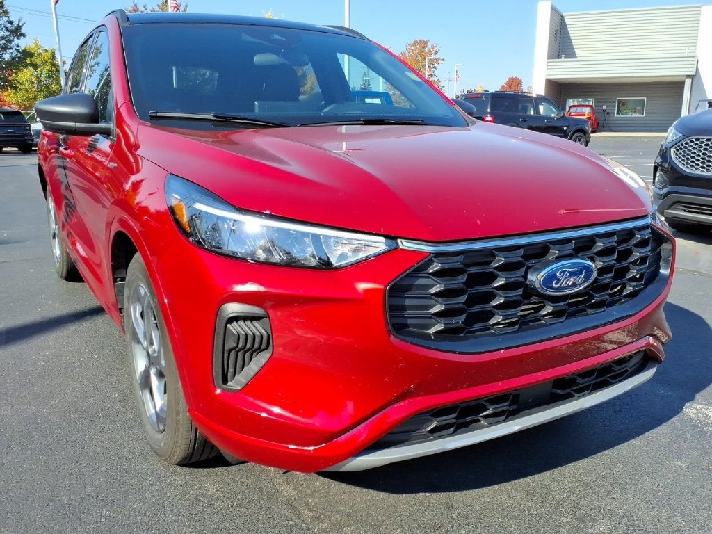 2023 Ford Escape Hybrid ST-Line