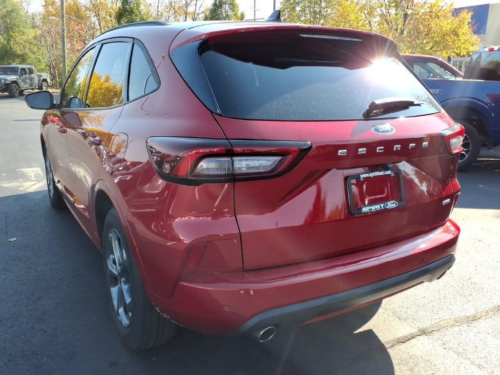2023 Ford Escape Hybrid ST-Line