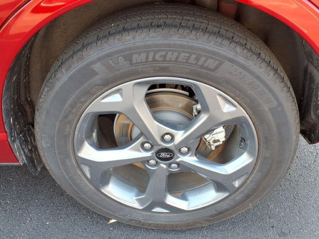 2023 Ford Escape Hybrid ST-Line