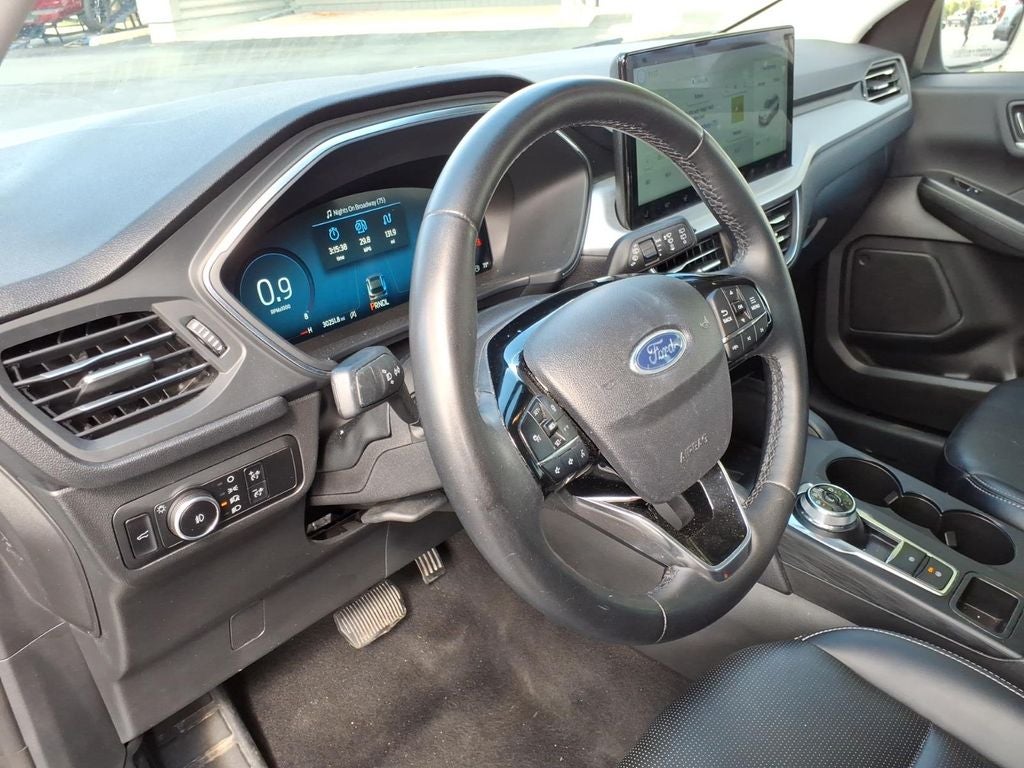 2025 Ford Escape Platinum