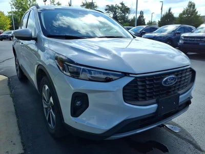 2025 Ford Escape Platinum