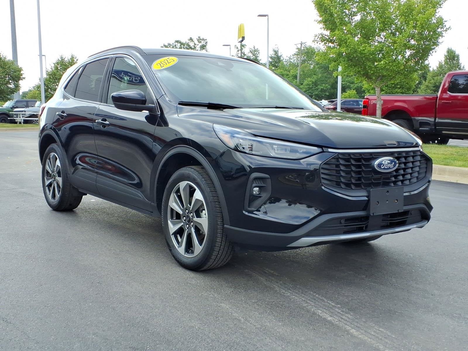 2025 Ford Escape Platinum