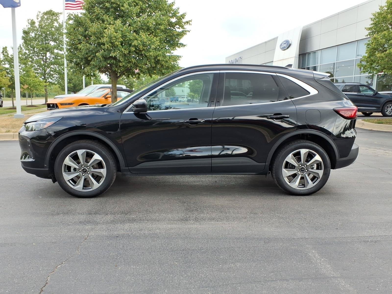 2025 Ford Escape Platinum