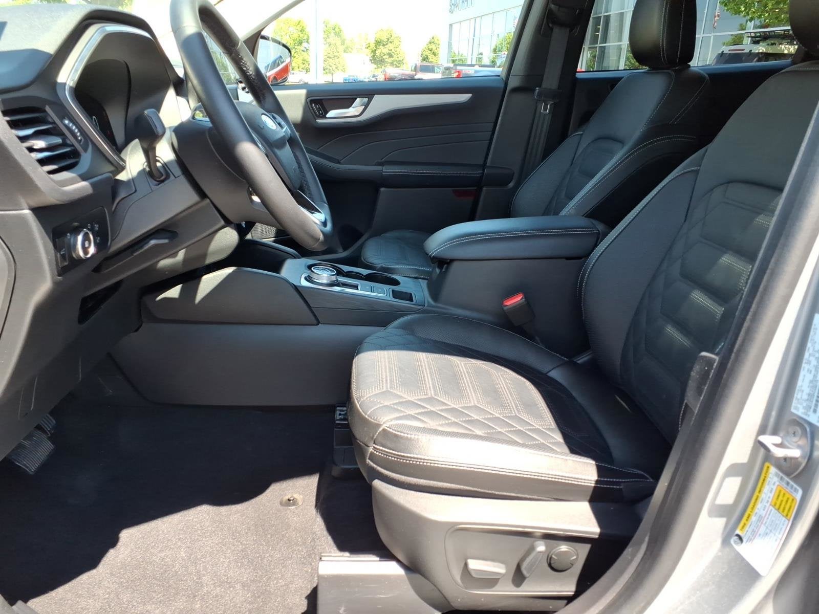 2023 Ford Escape Platinum