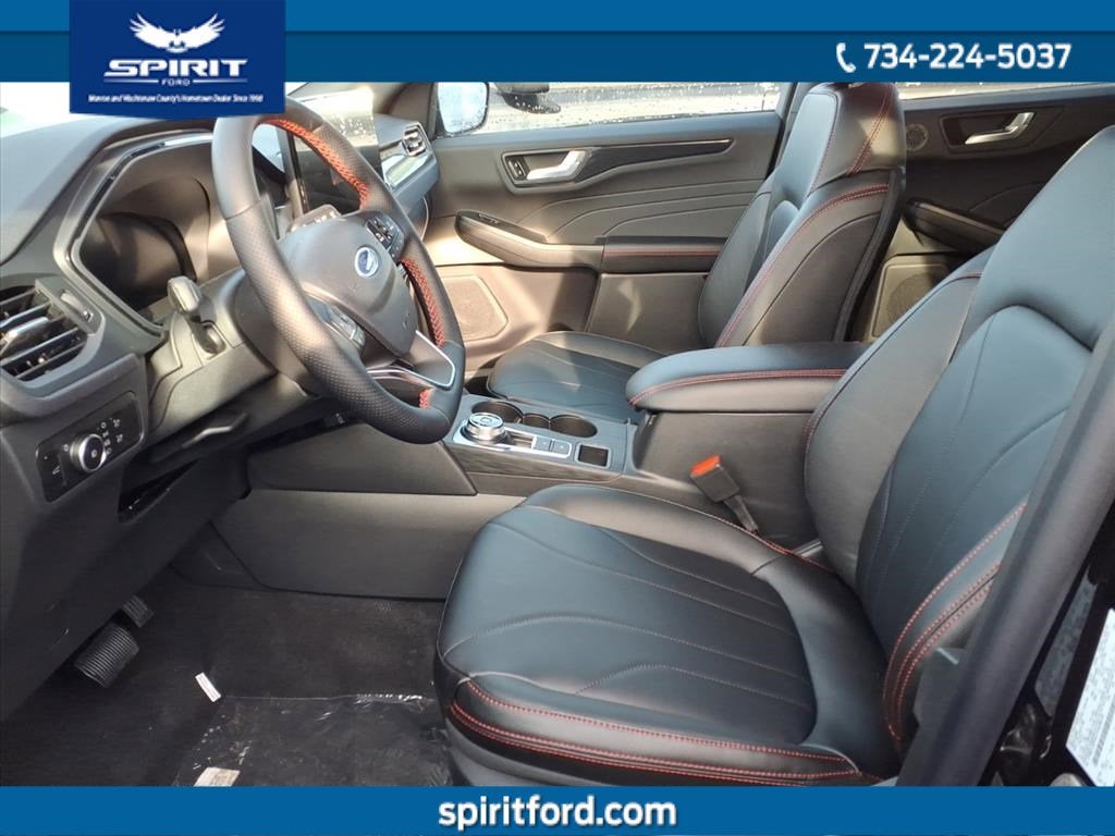 2026 Ford Escape ST-Line Elite