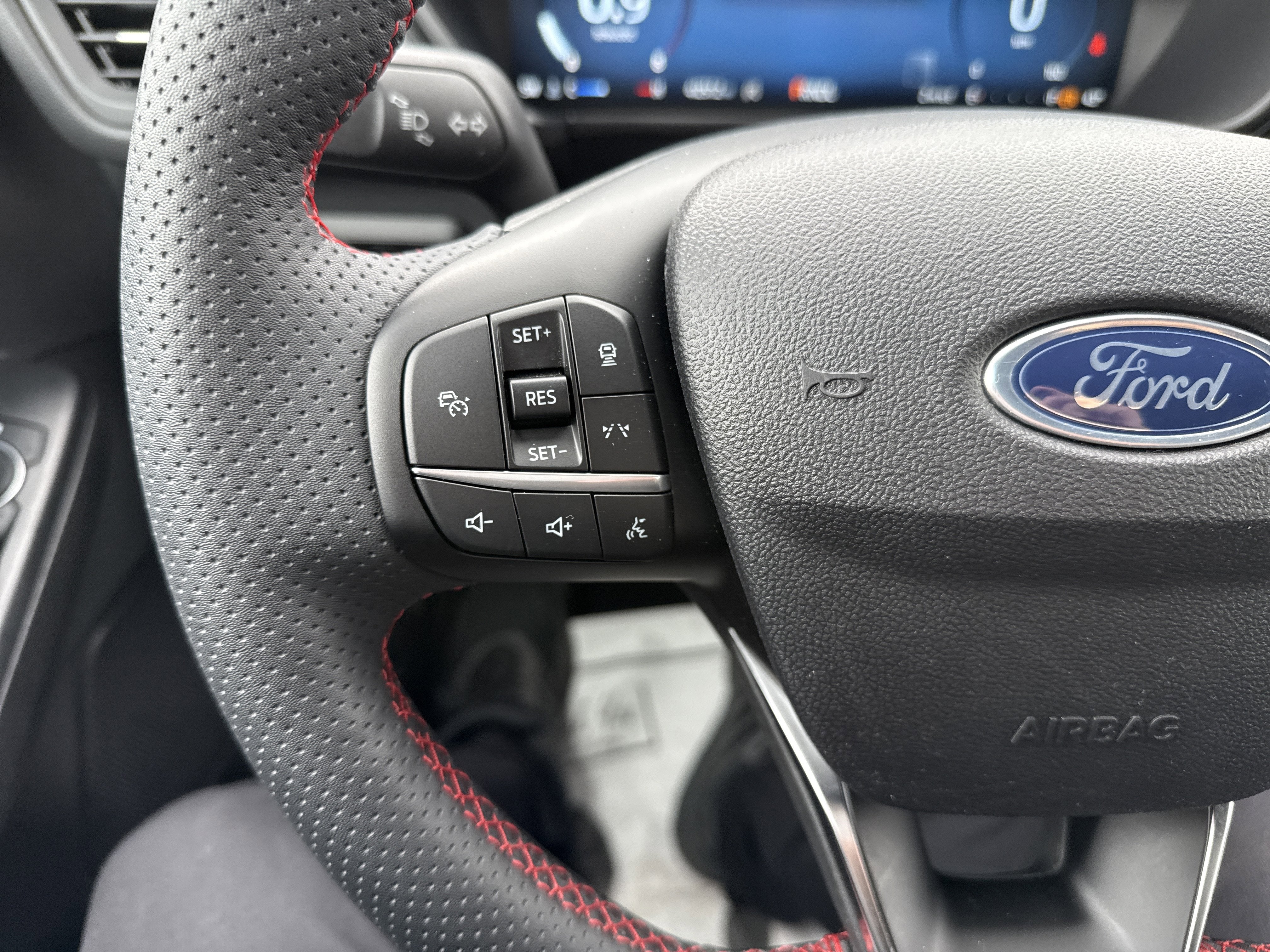 2023 Ford Escape ST-Line Elite