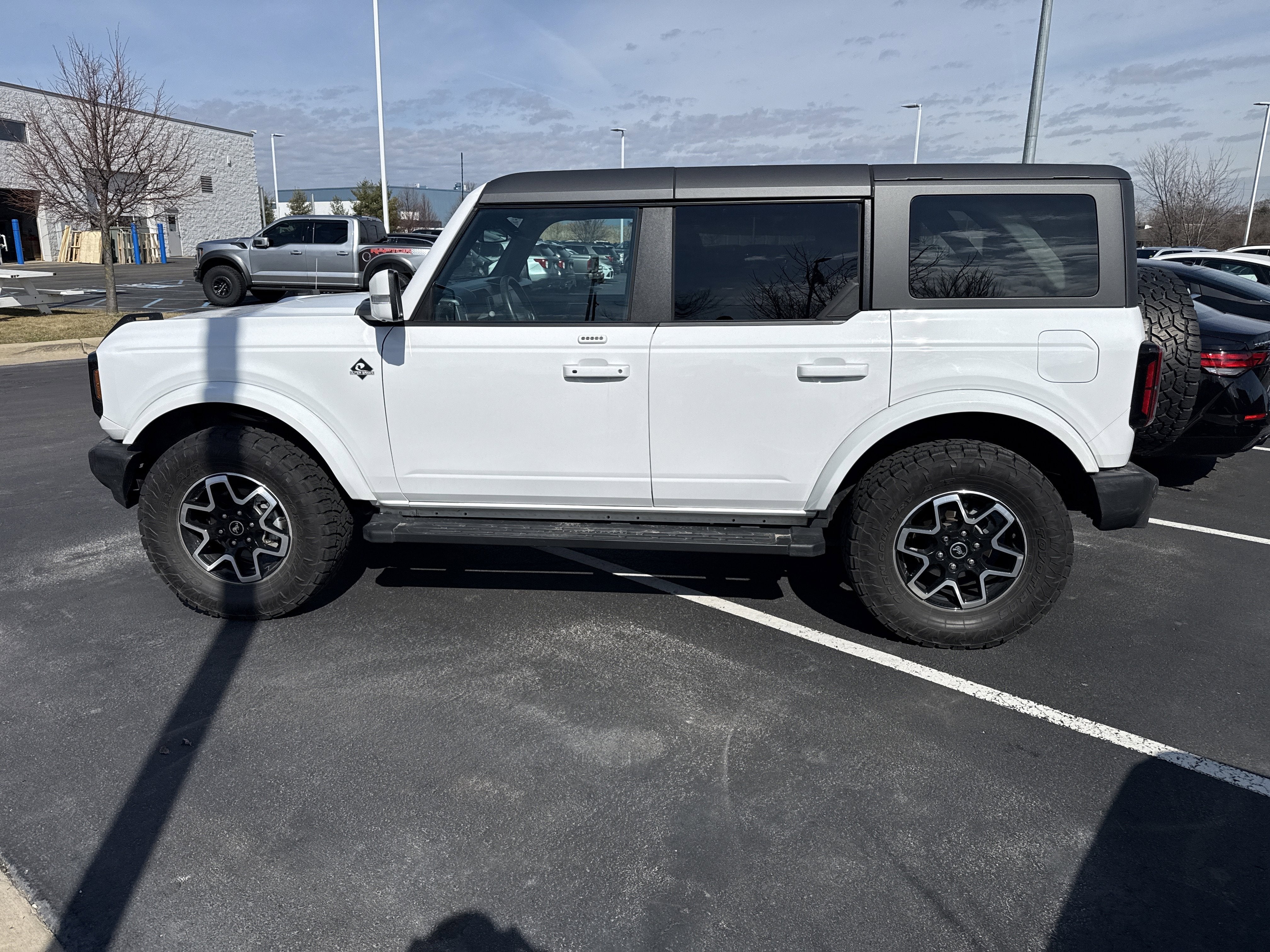 2023 Ford Bronco Outer Banks