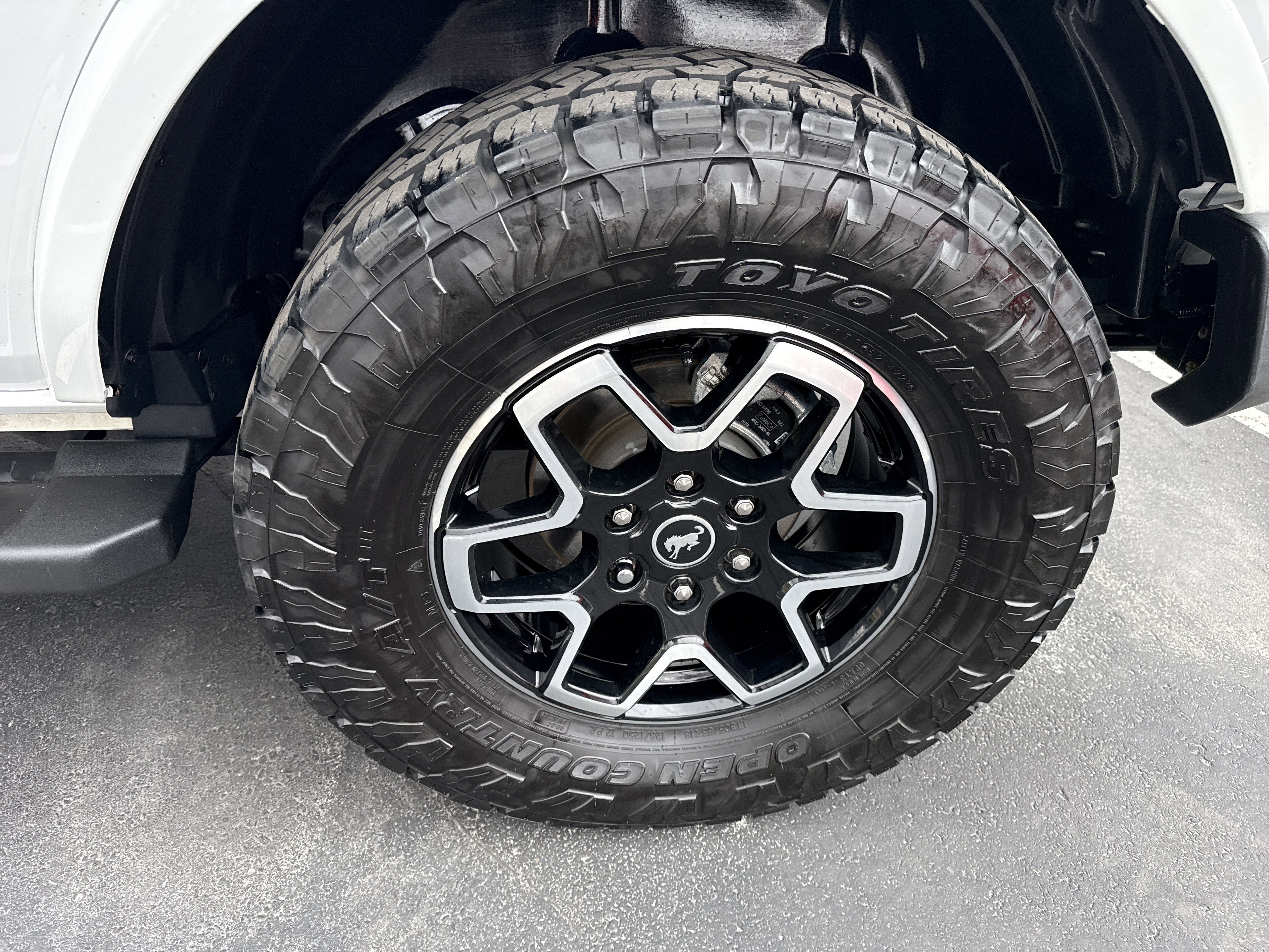 2023 Ford Bronco Outer Banks