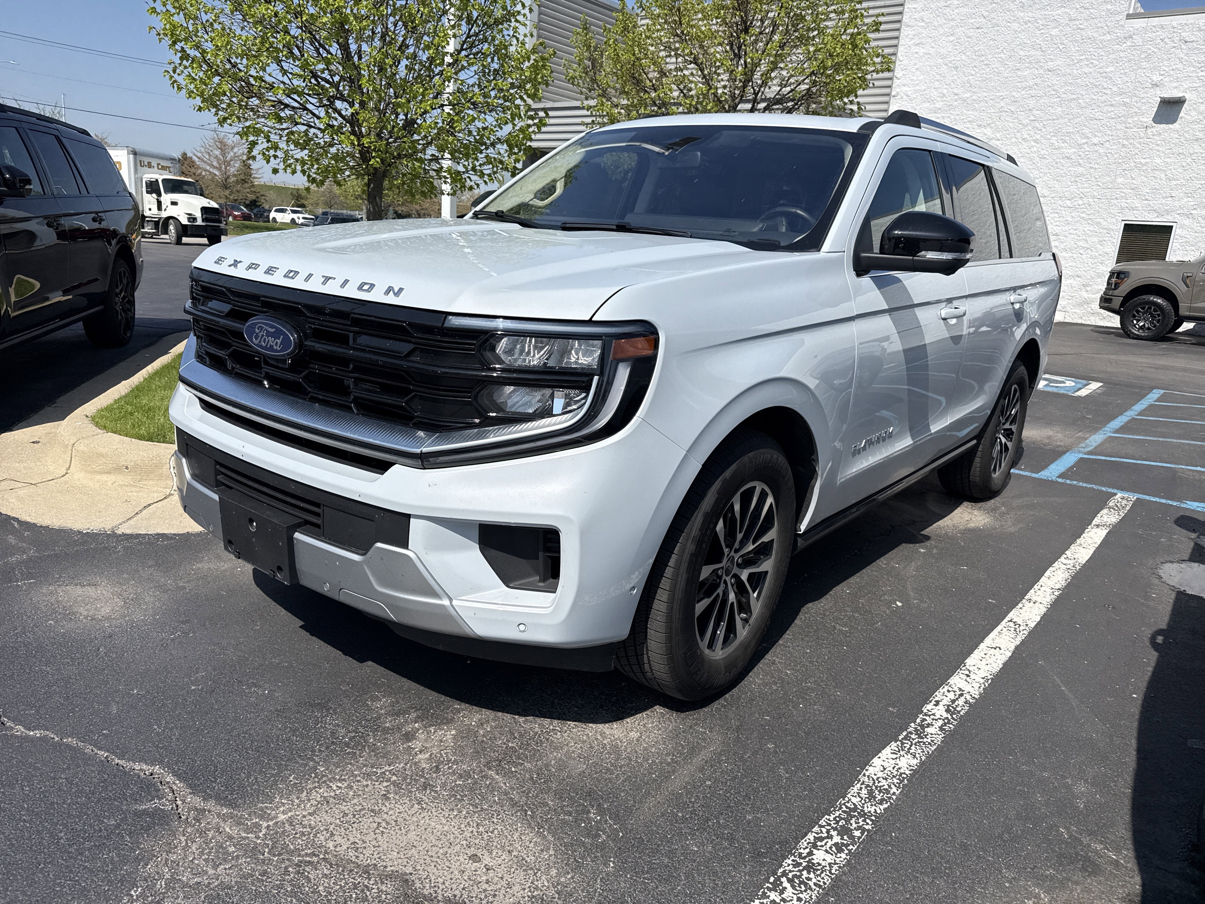 2025 Ford Expedition Platinum