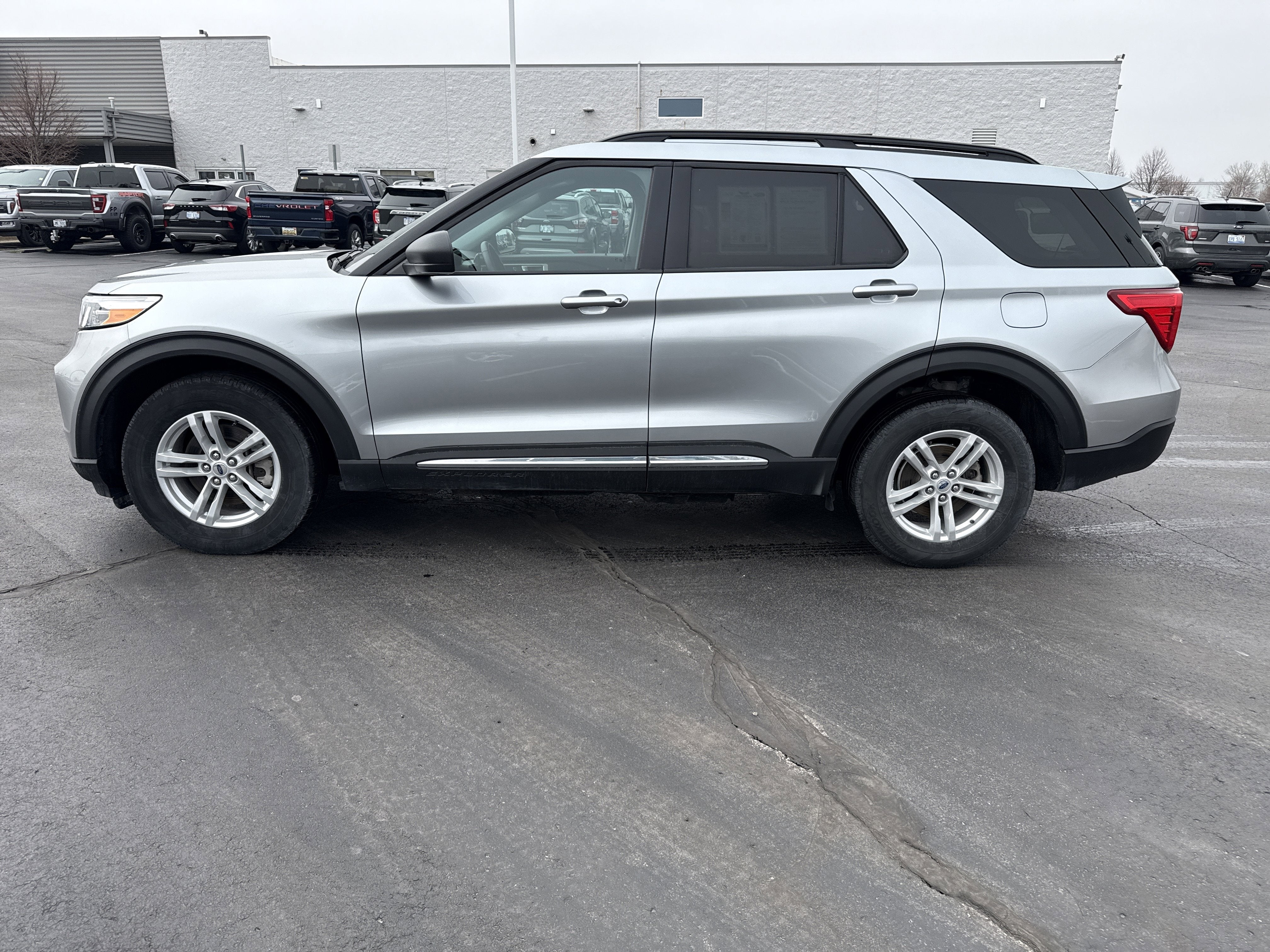 2024 Ford Explorer XLT