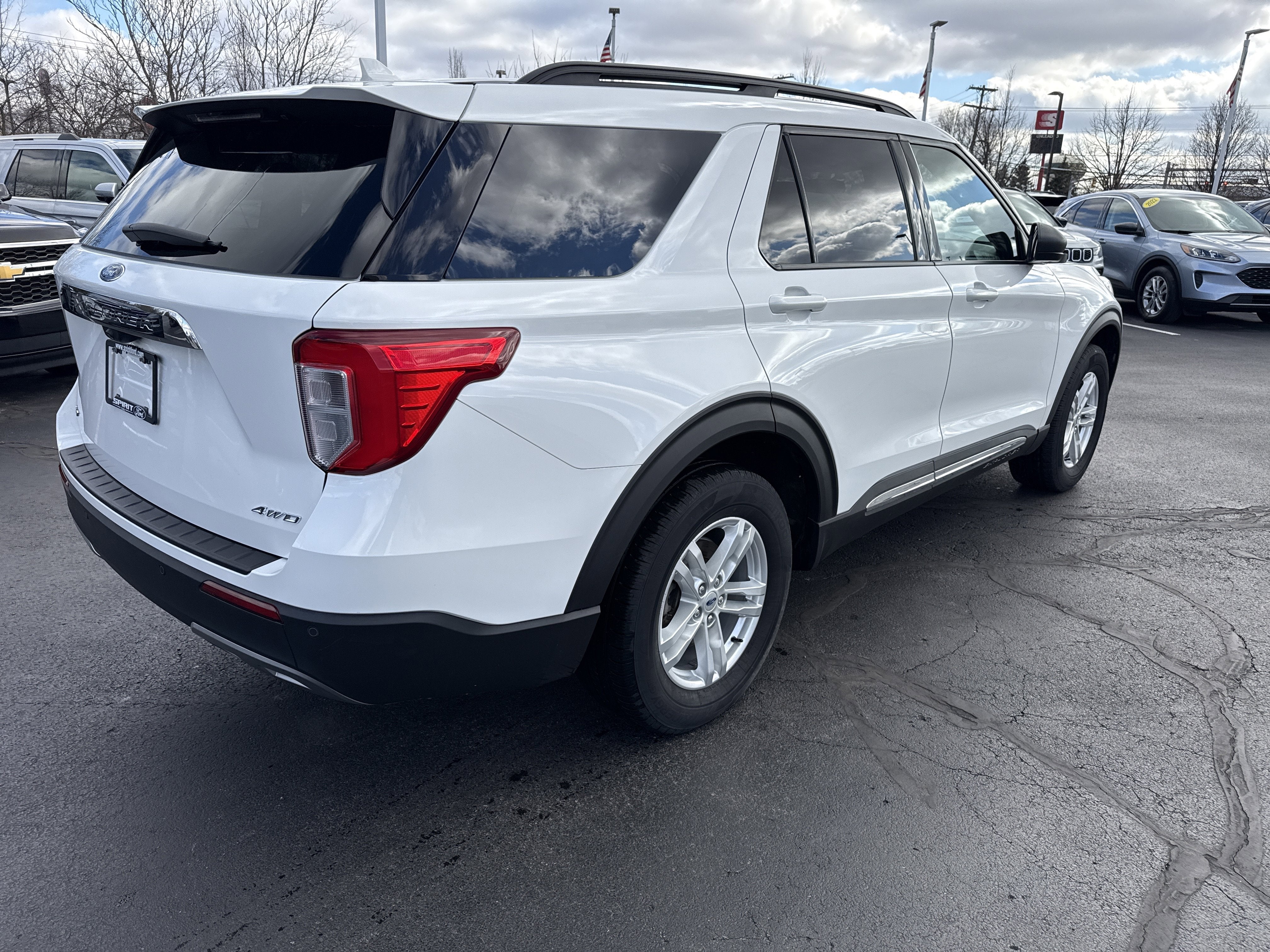 2023 Ford Explorer XLT