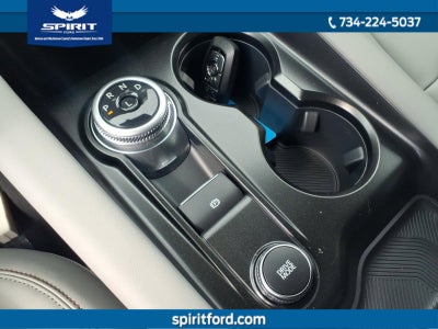 2026 Ford Explorer Active with 200A Pkg