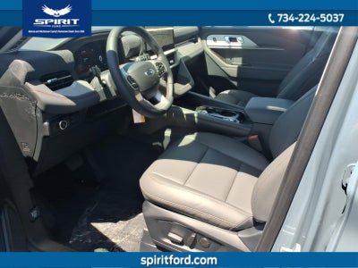 2026 Ford Explorer Active with 200A Pkg