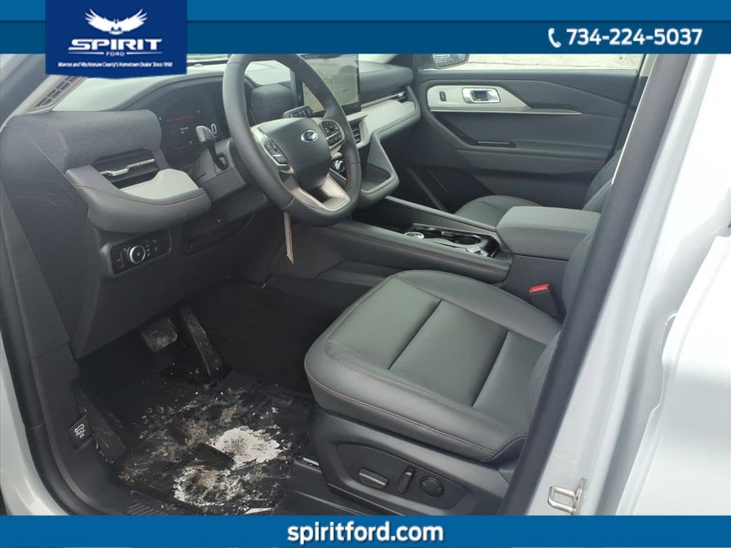 2026 Ford Explorer Active with 200A Pkg