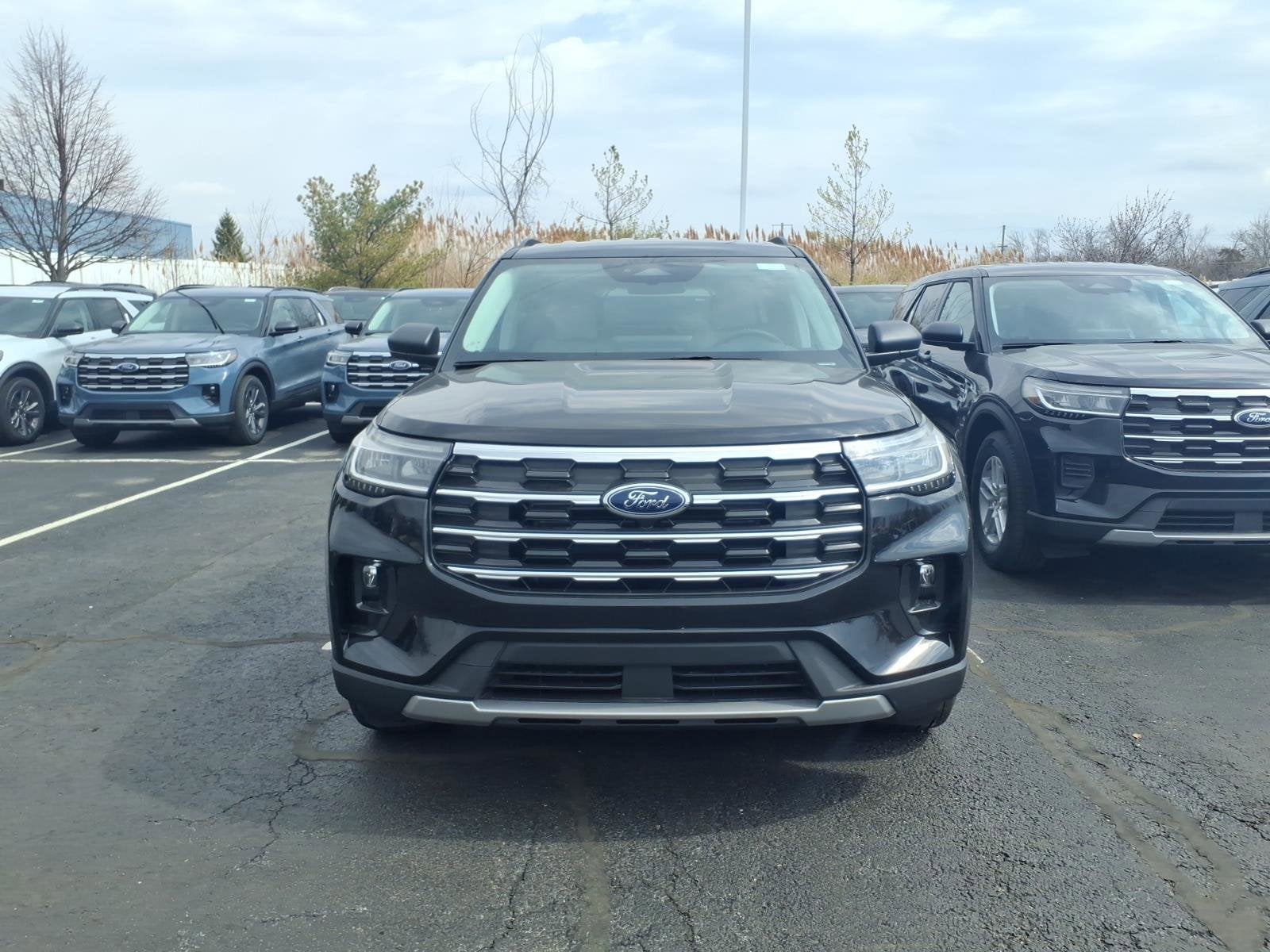 2026 Ford Explorer Active with 200A Pkg