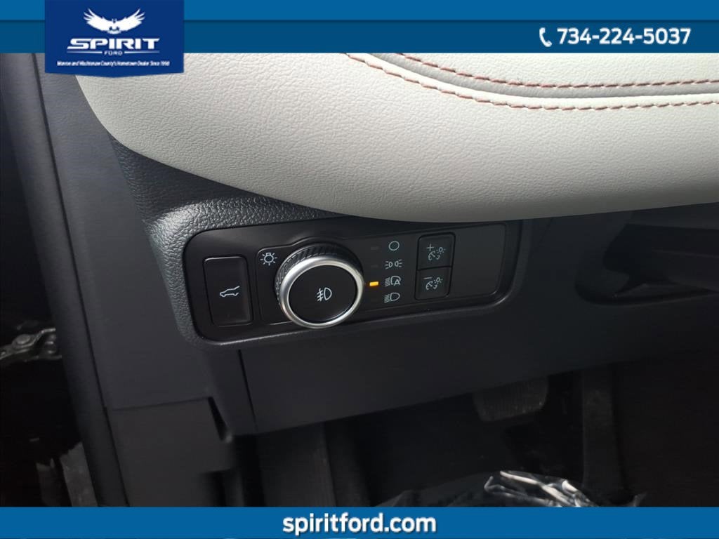 2026 Ford Explorer Active with 200A Pkg