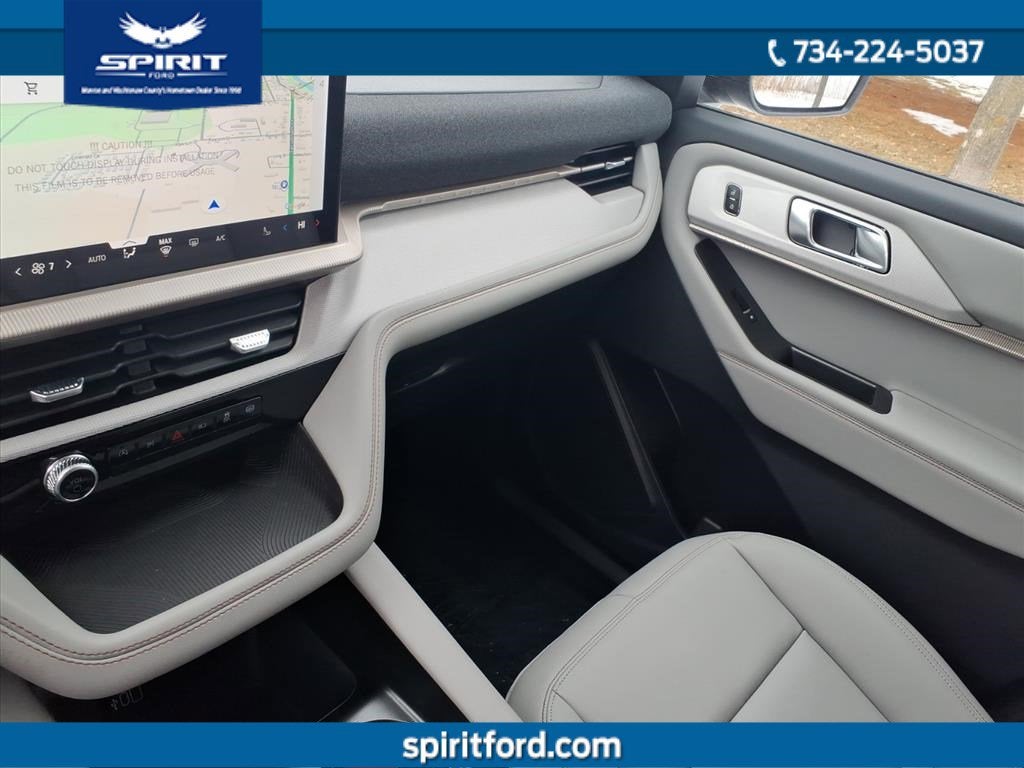 2026 Ford Explorer Active with 200A Pkg