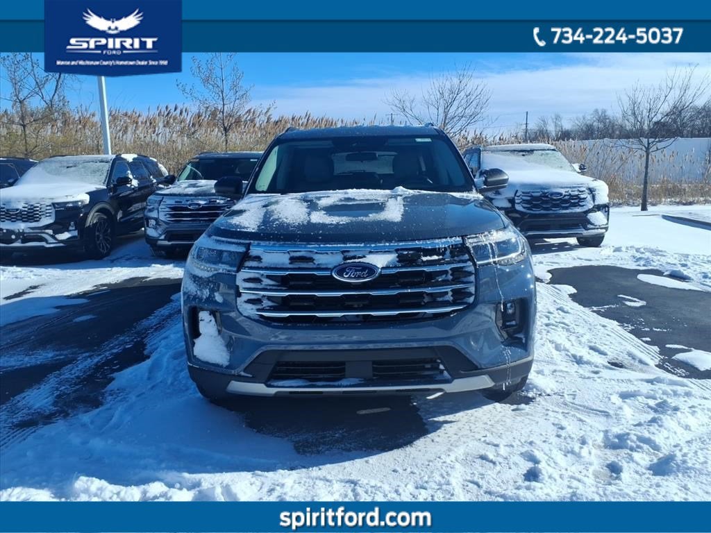 2026 Ford Explorer Active with 200A Pkg