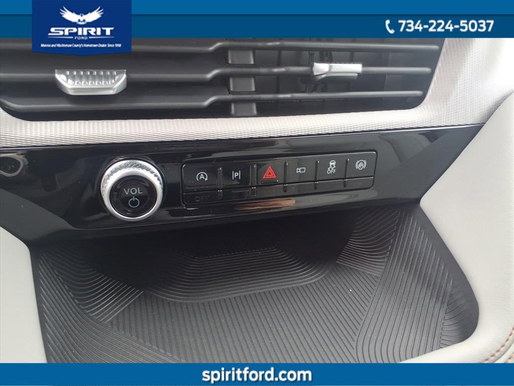 2026 Ford Explorer Active with 200A Pkg