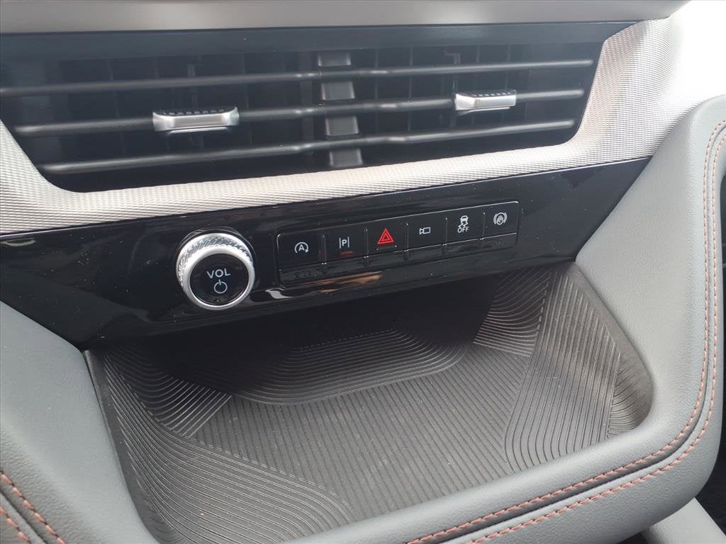 2026 Ford Explorer Active with 200A Pkg