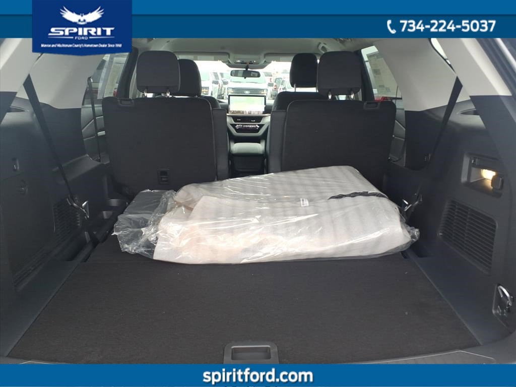 2026 Ford Explorer Active with 200A Pkg