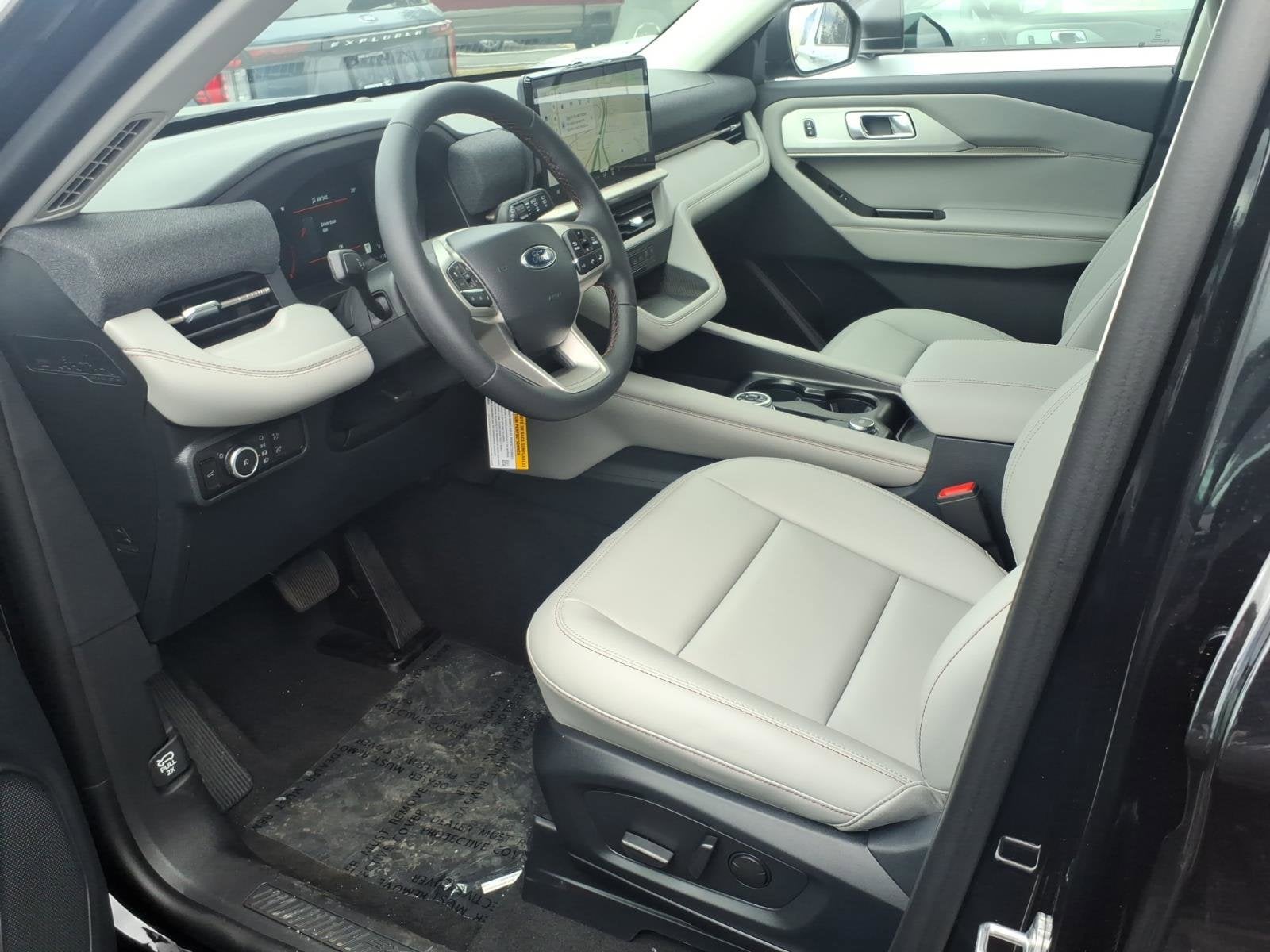 2026 Ford Explorer Active with 200A Pkg