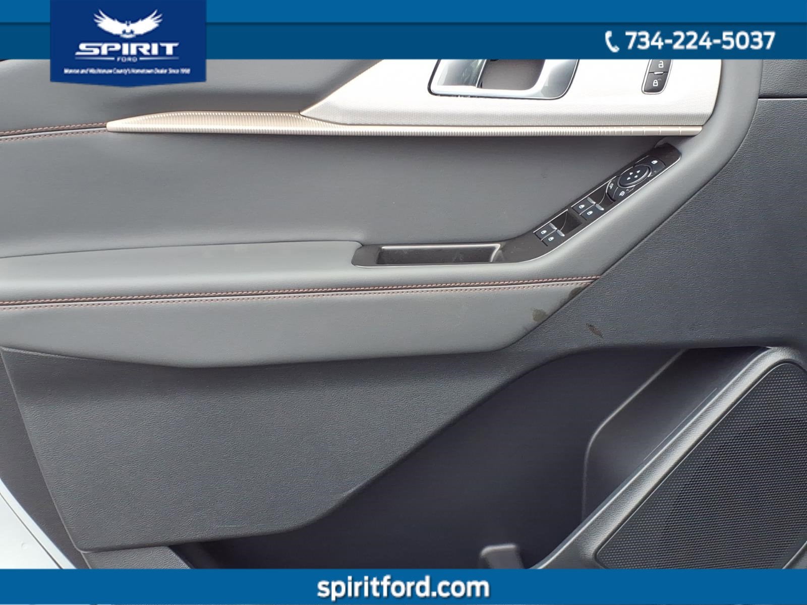 2026 Ford Explorer Active with 200A Pkg