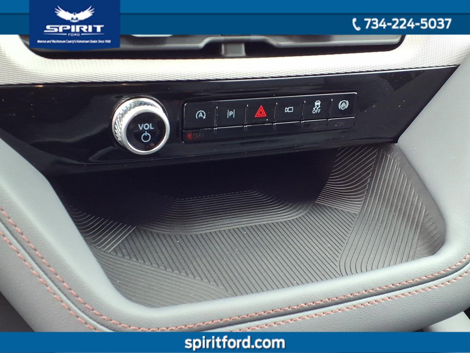 2026 Ford Explorer Active with 200A Pkg