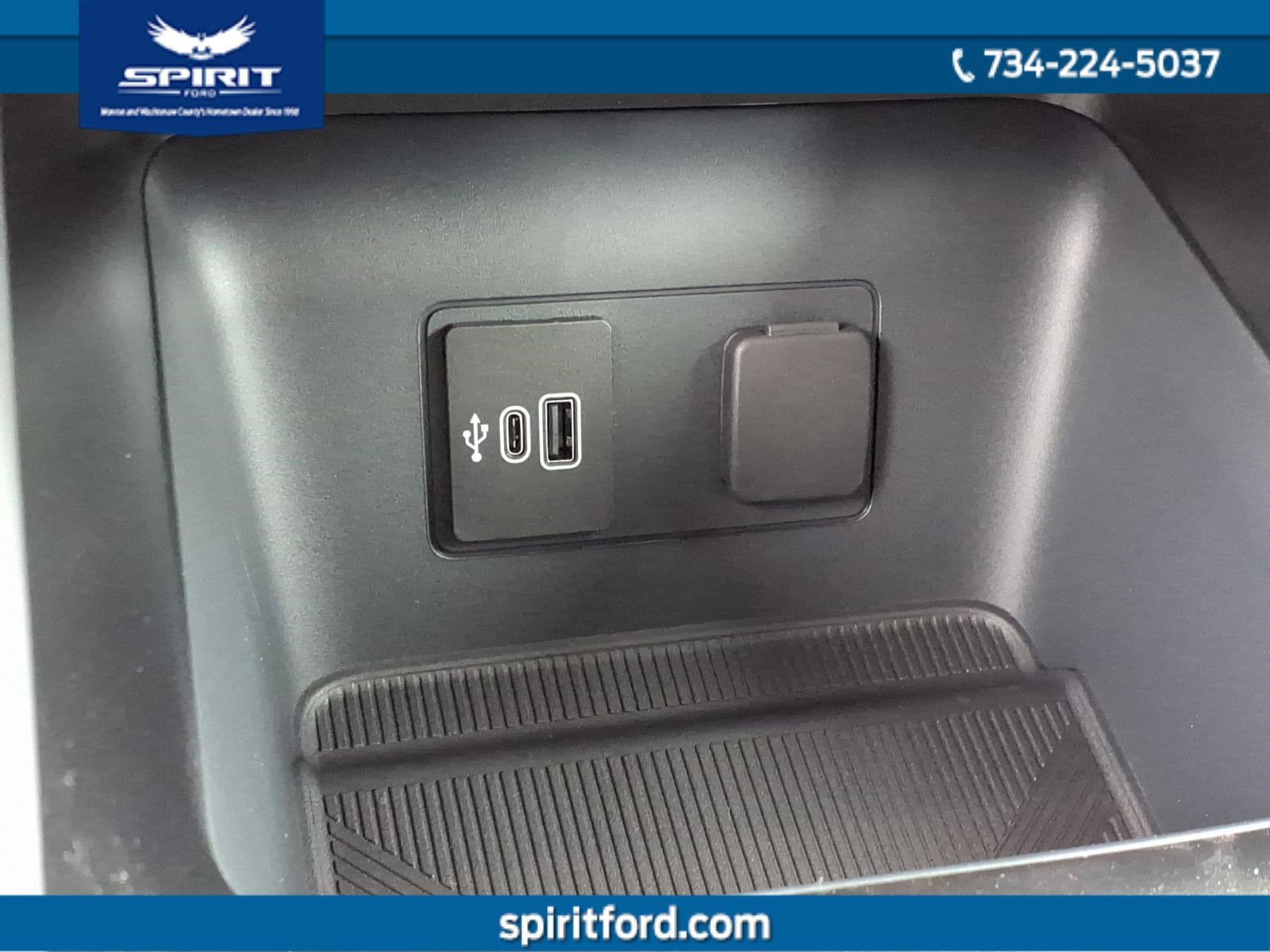 2026 Ford Explorer Active with 200A Pkg