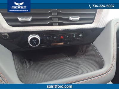 2026 Ford Explorer Active with 200A Pkg