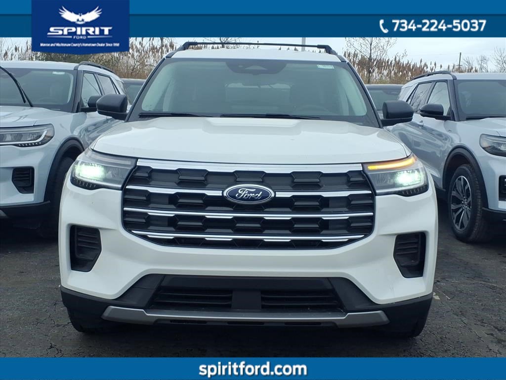 2026 Ford Explorer Active with 200A Pkg