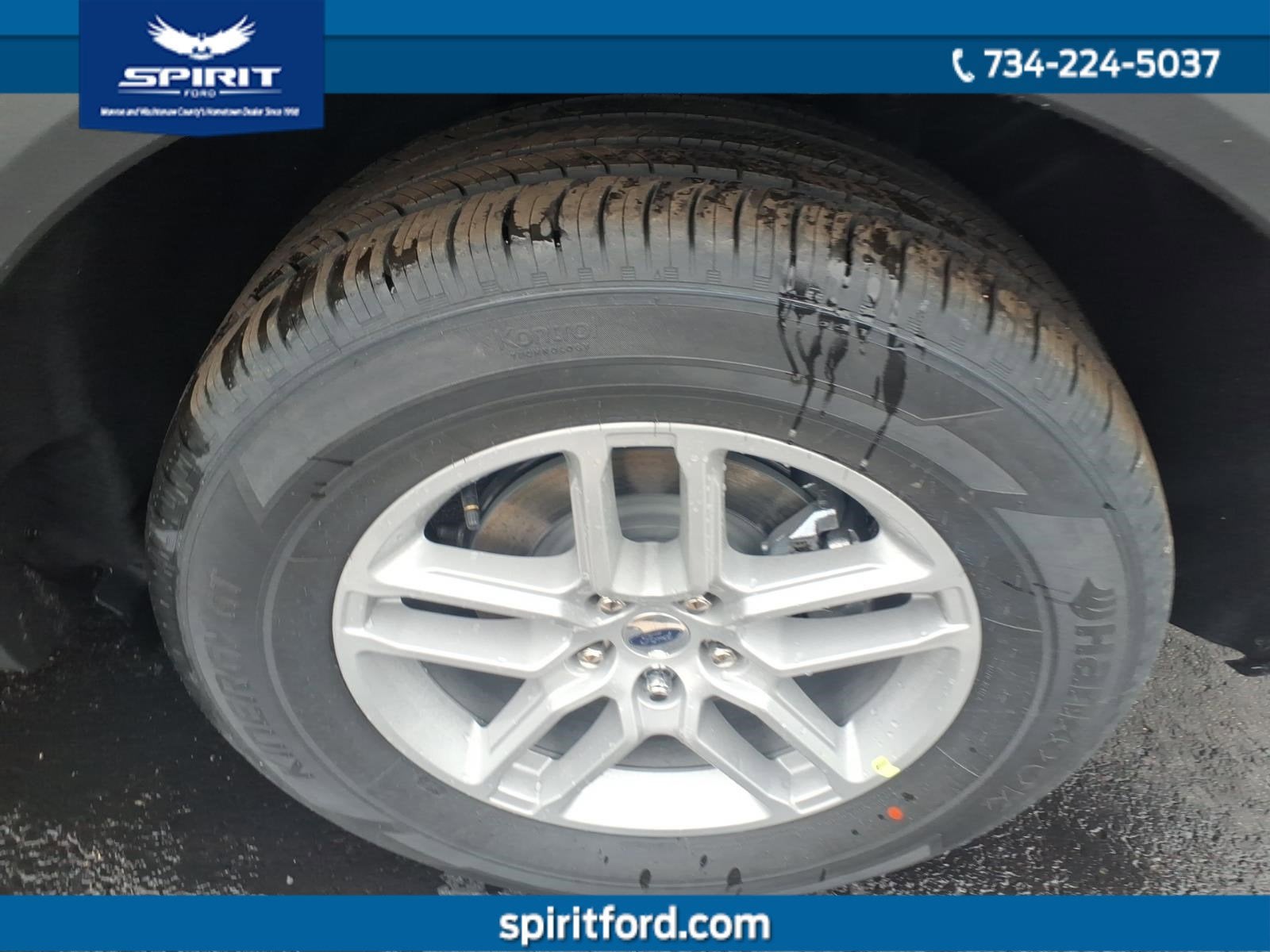 2026 Ford Explorer Active with 100A Pkg