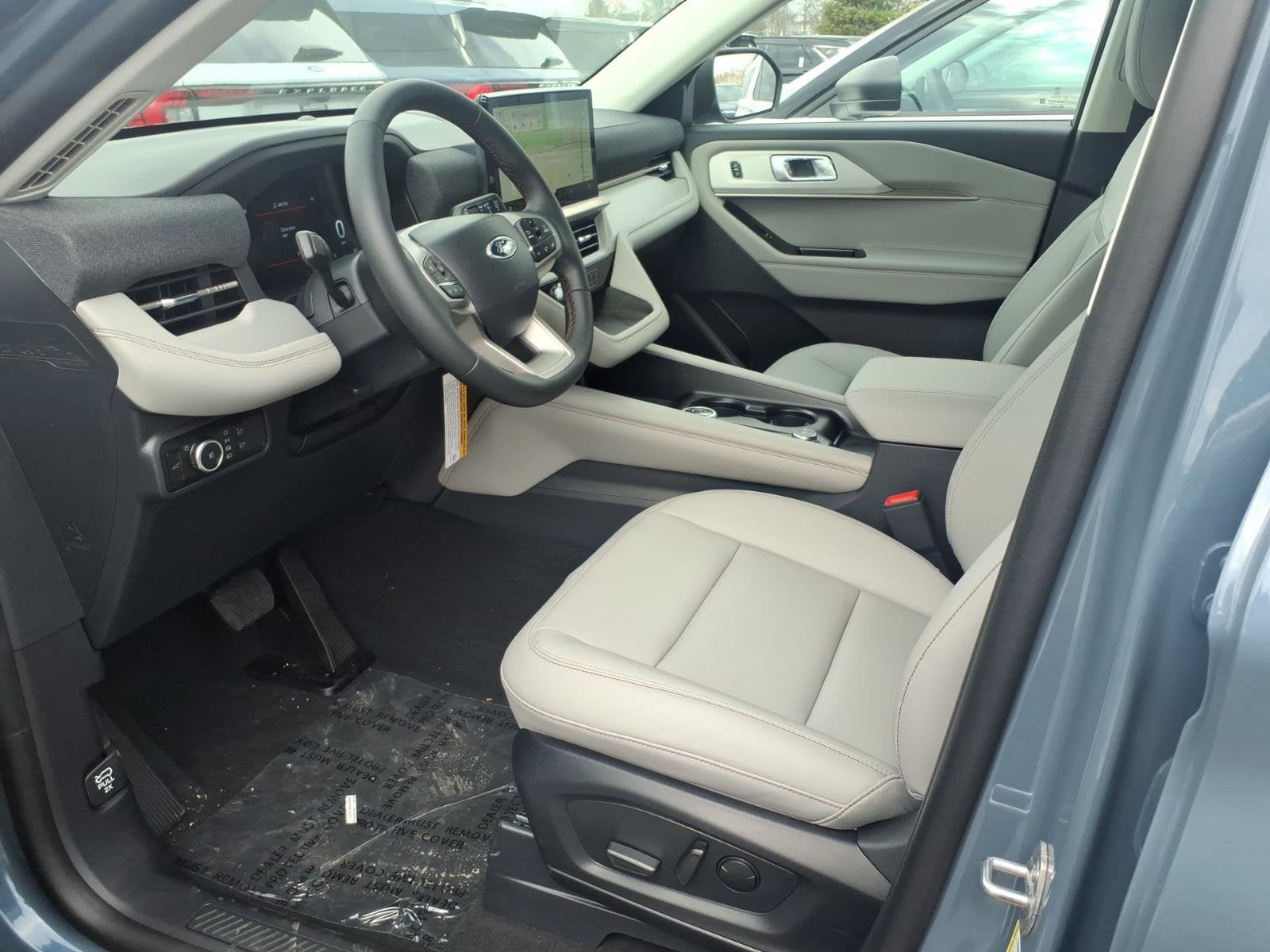 2026 Ford Explorer Active with 200A Pkg