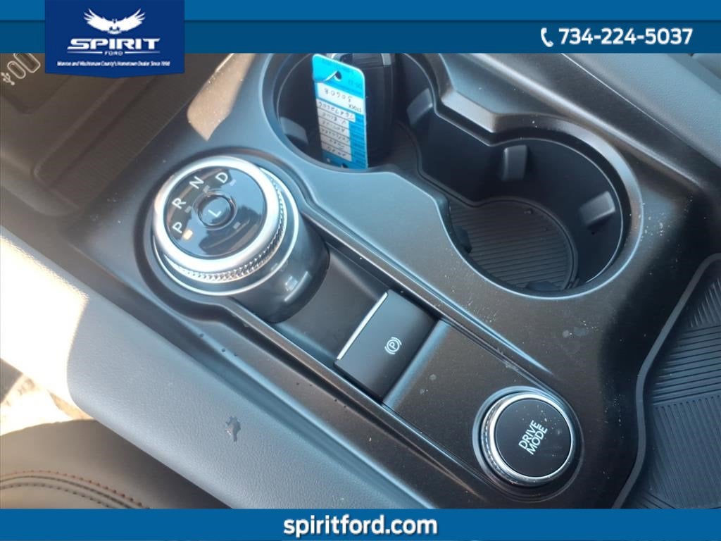 2026 Ford Explorer Active with 200A Pkg