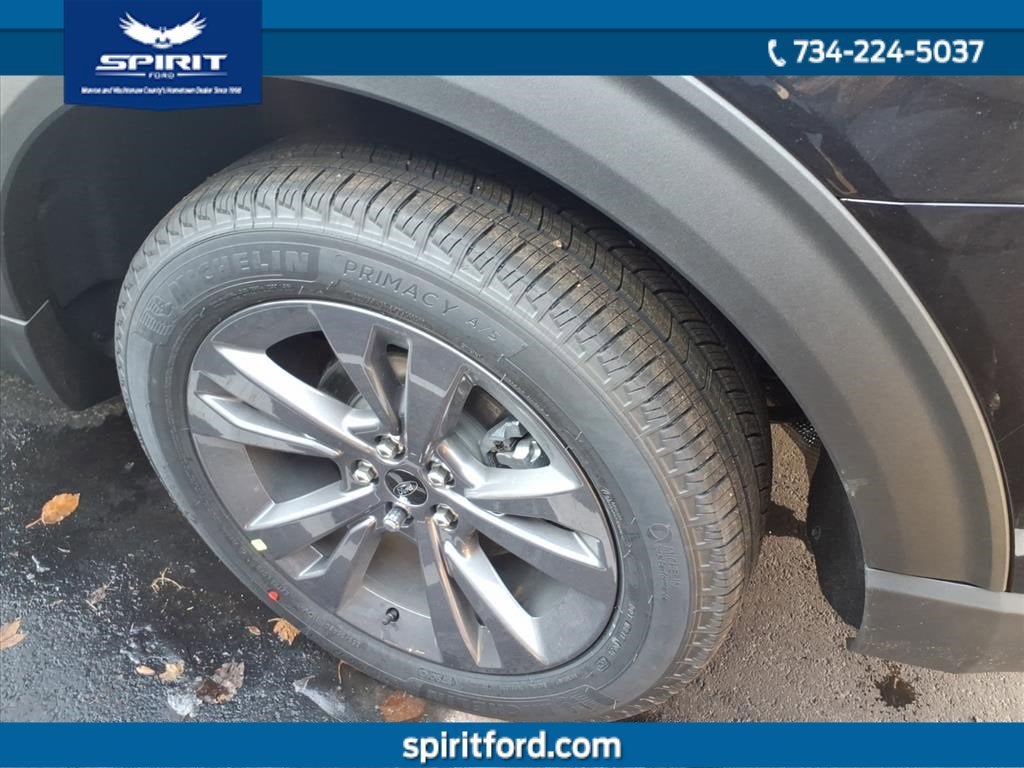 2026 Ford Explorer Active with 200A Pkg