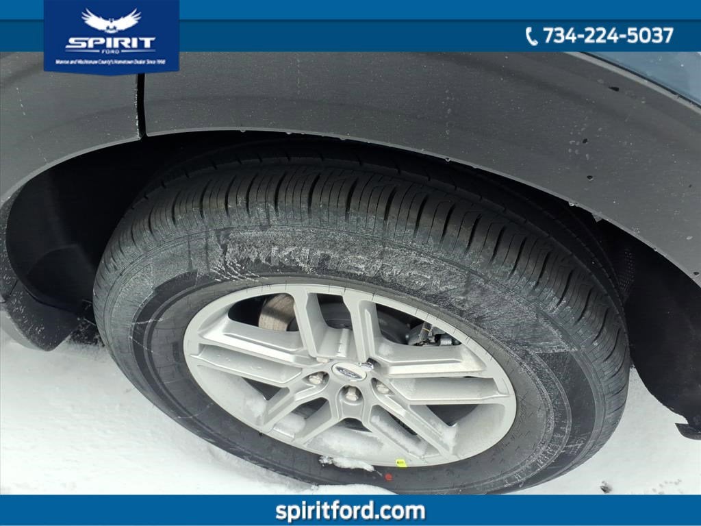 2026 Ford Explorer Active with 200A Pkg