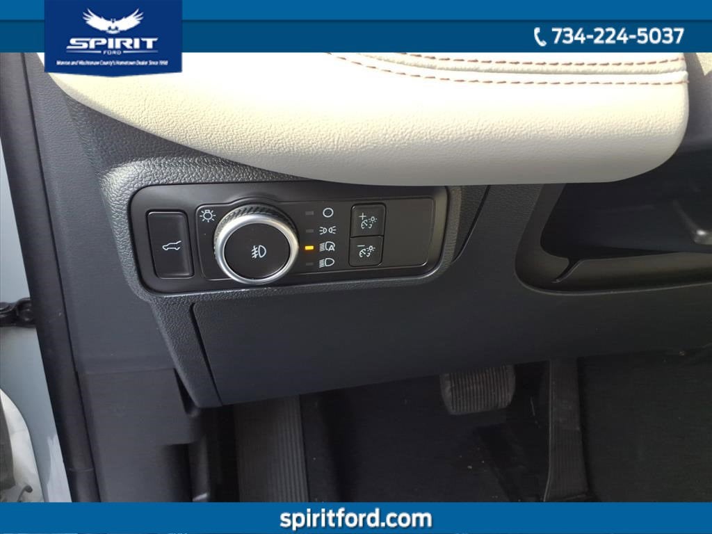 2026 Ford Explorer Active with 200A Pkg