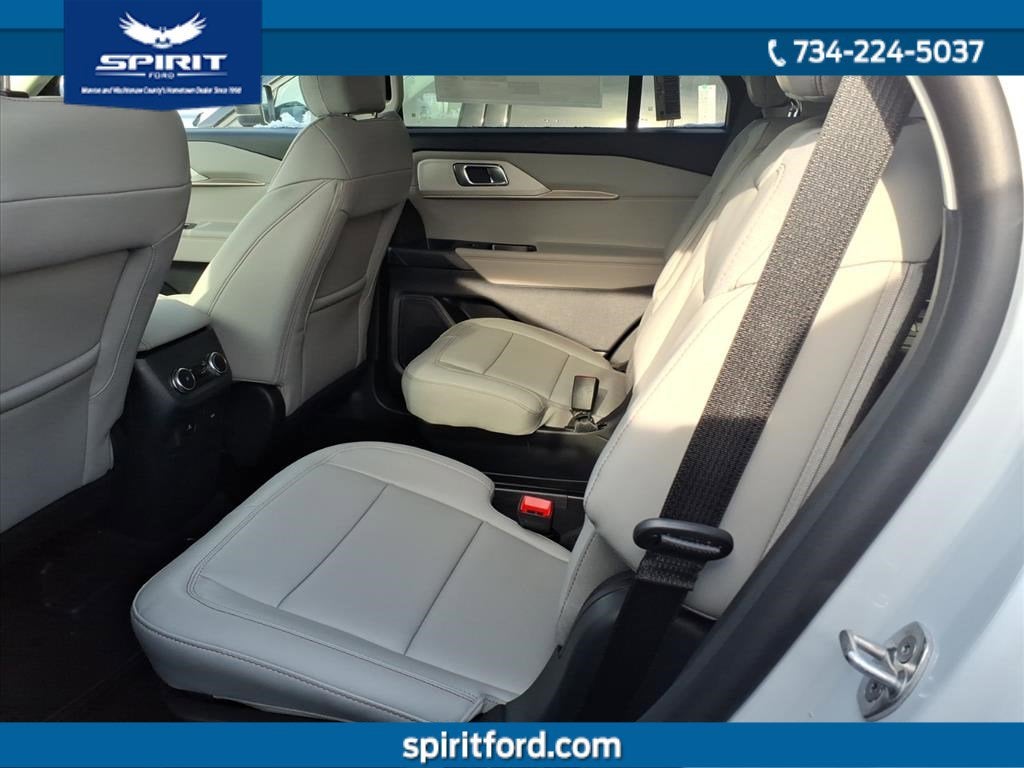 2026 Ford Explorer Active with 200A Pkg