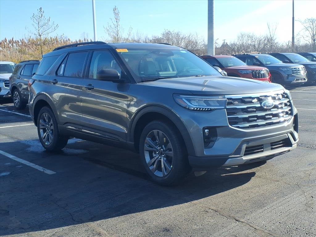 2026 Ford Explorer Active with 200A Pkg