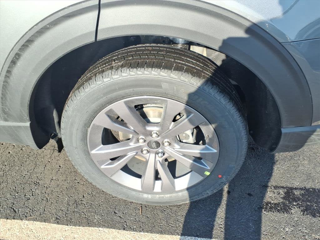 2026 Ford Explorer Active with 200A Pkg