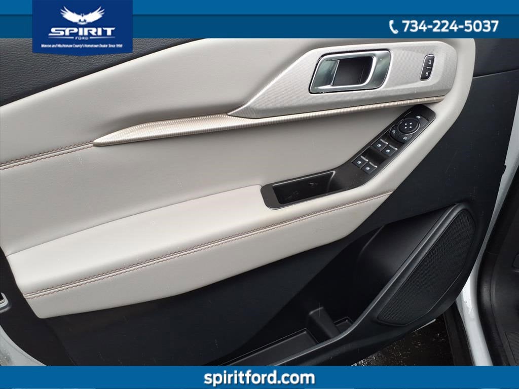 2026 Ford Explorer Active with 200A Pkg