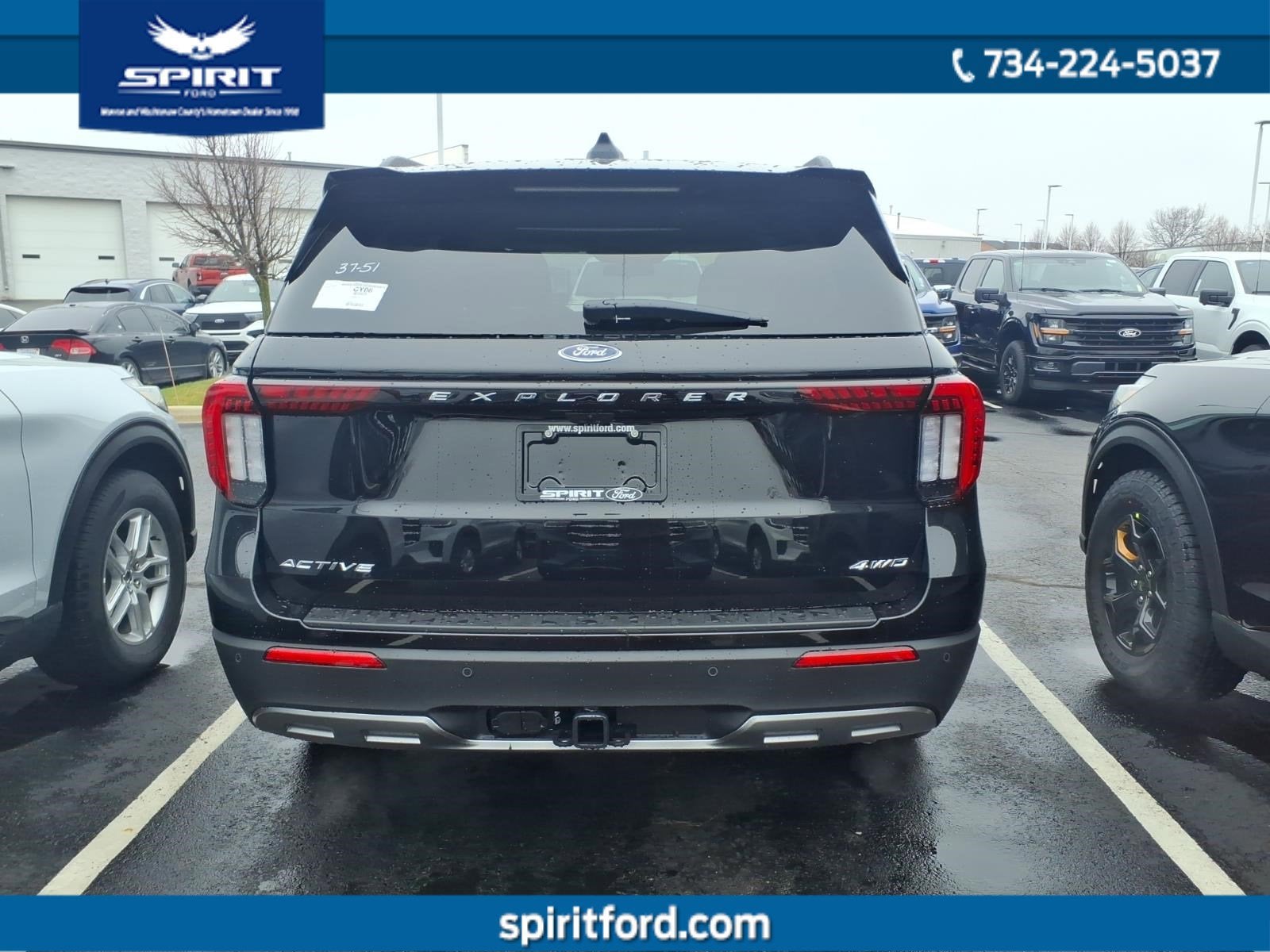 2026 Ford Explorer Active with 200A Pkg