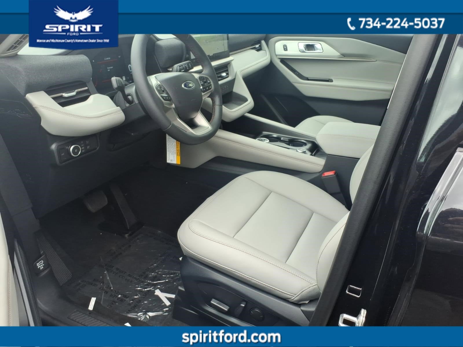 2026 Ford Explorer Active with 200A Pkg