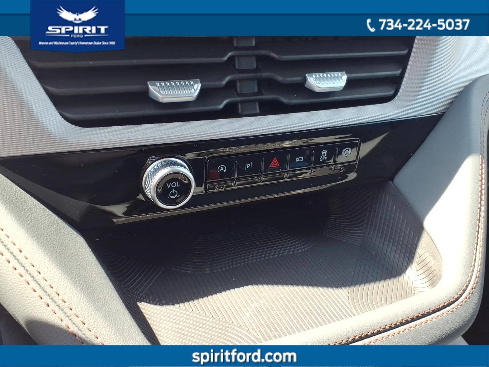 2026 Ford Explorer Active with 200A Pkg