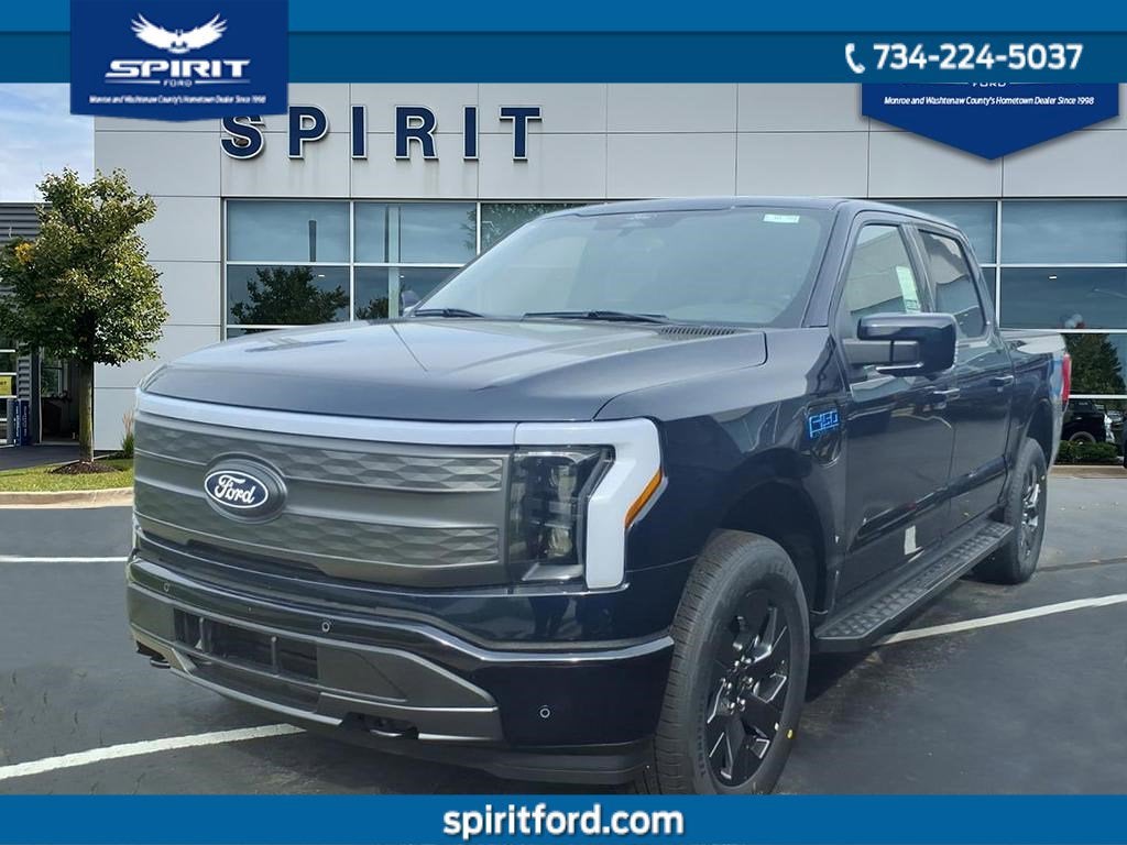 2025 Ford F-150 Lightning LARIAT